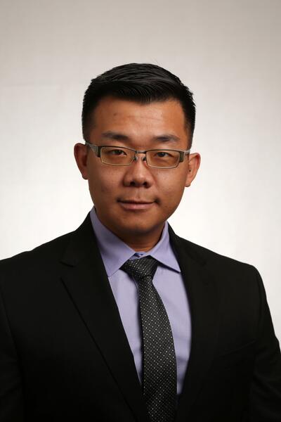 Ernie Lin Headshot